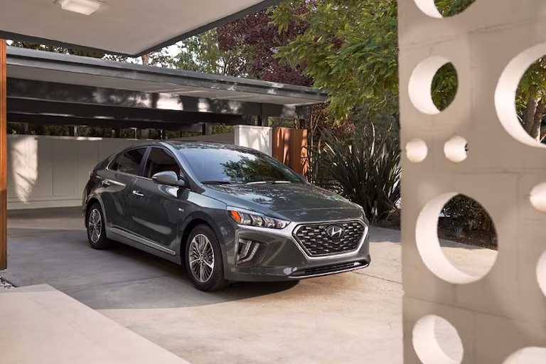 Exterior view of the Hyundai IONIQ Plug-in Hybrid