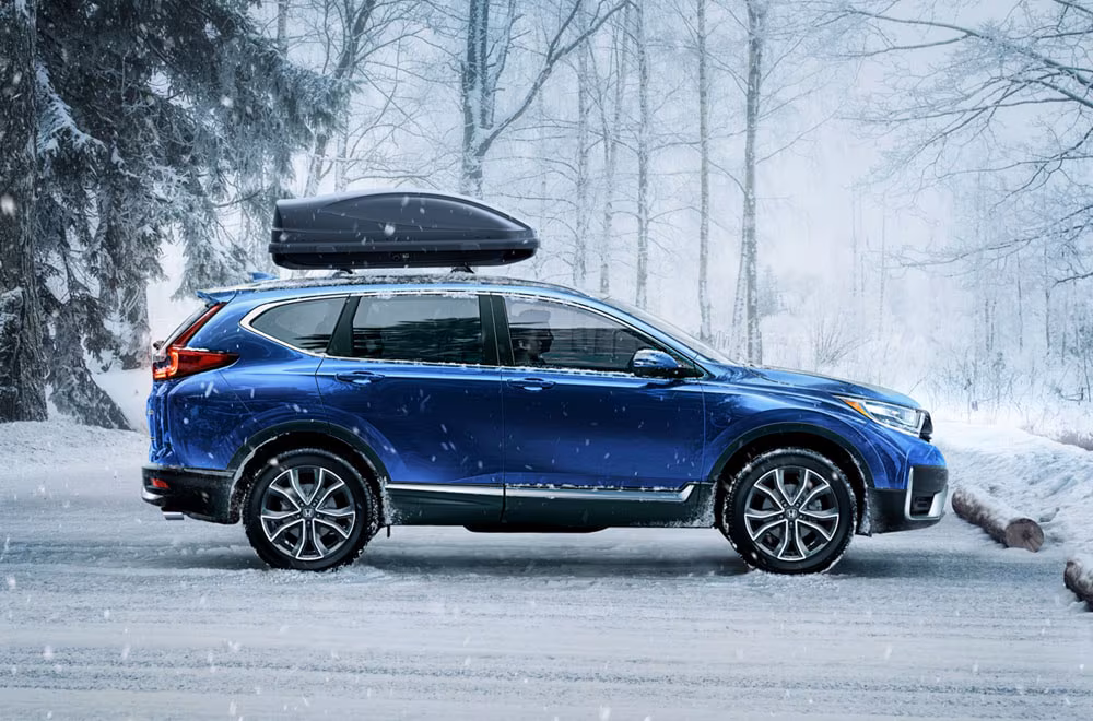 Picture of a Honda CR-V in a winter landscape